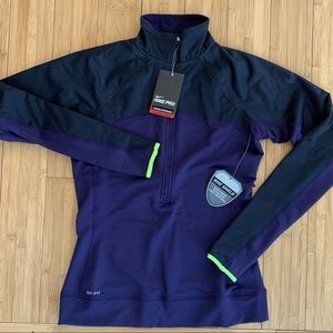 NIKE PRO Gamme Hyperwarm Series Pullover